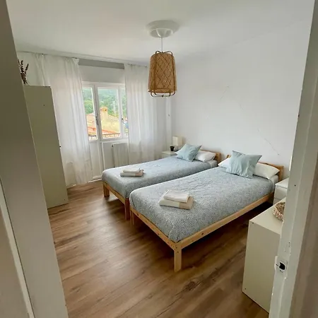 Caravia Playa La Espasa - Mar Y Montana, Amplia Terraza アパート Duesos